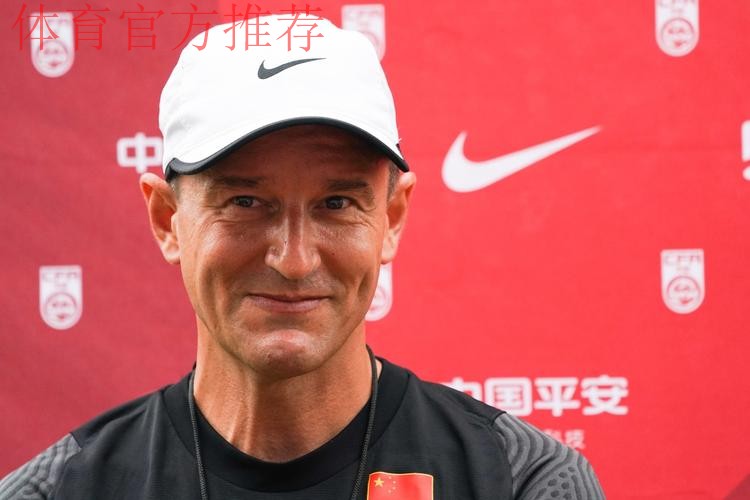 扬科维奇完成续约 继续担任中国U-21国家男子足球队主教练